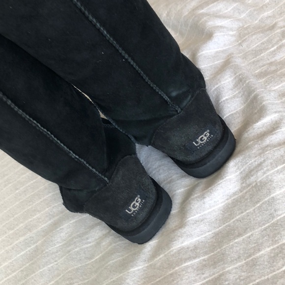 Women’s classic tall Ugg - Picture 6 of 6